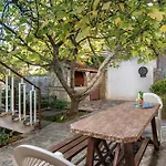 Martina Apartment Njivice