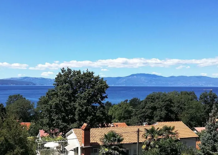 Martina 公寓 奈维斯